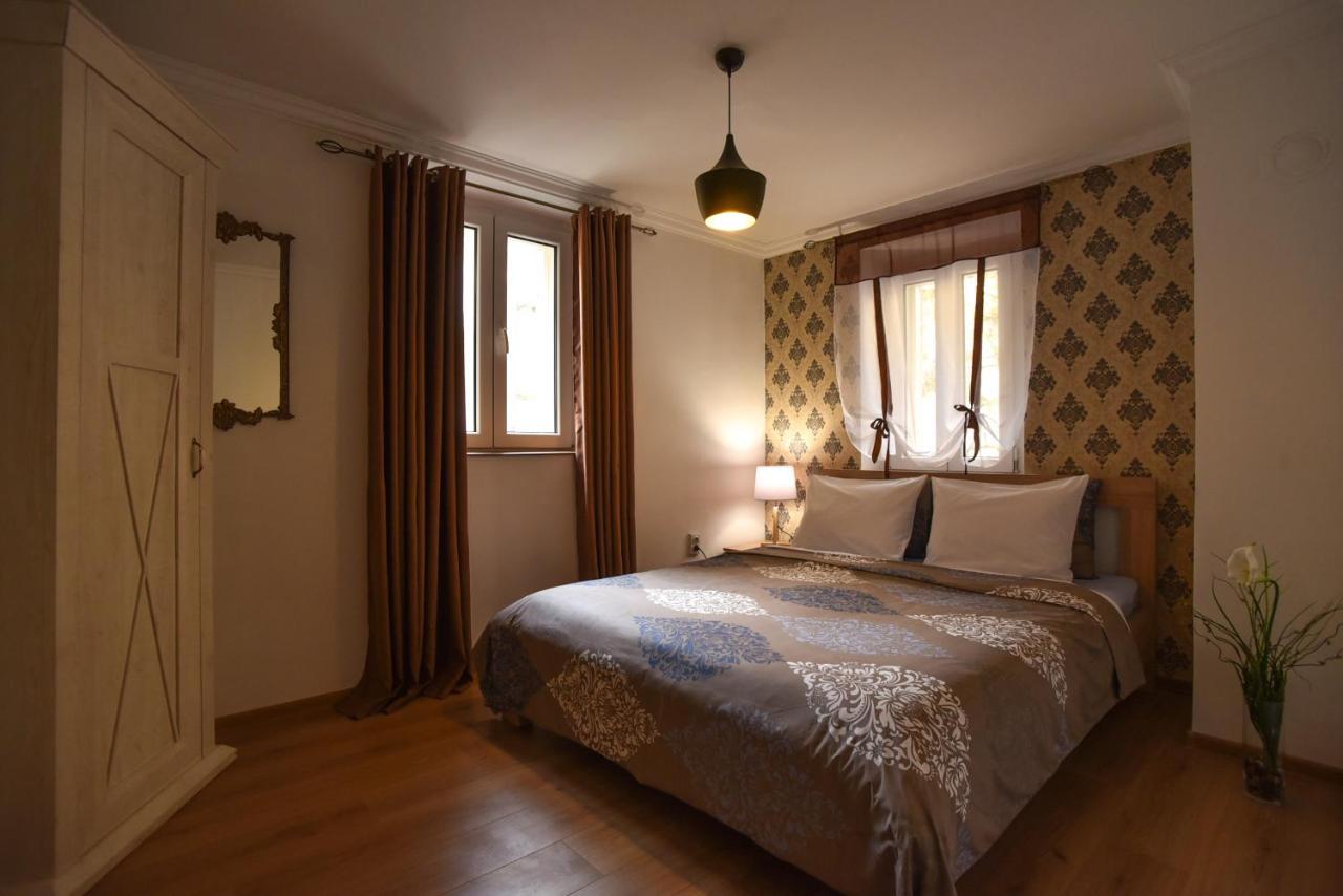 Palm Square Apartment 2 Будва Екстериор снимка