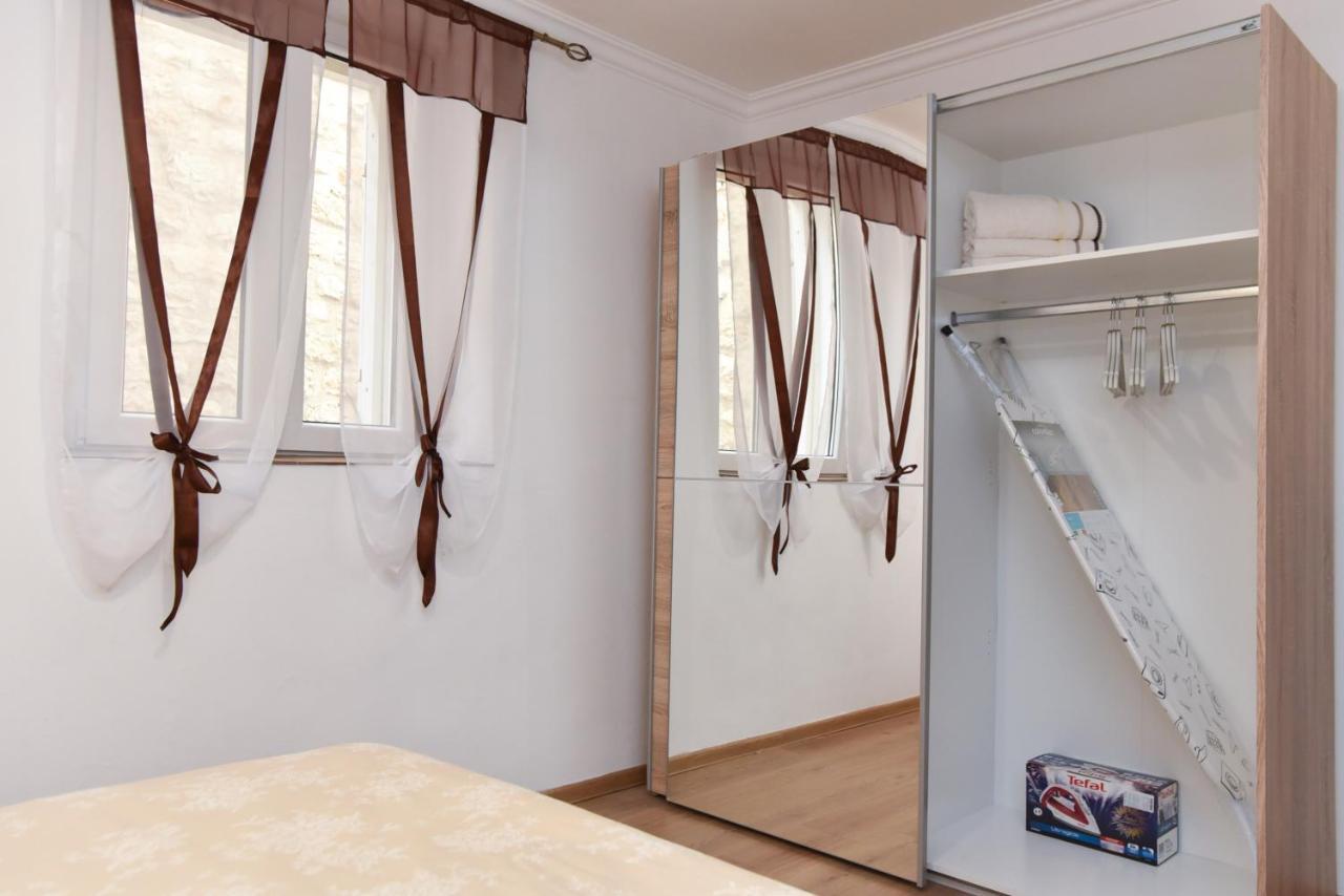 Palm Square Apartment 2 Будва Екстериор снимка